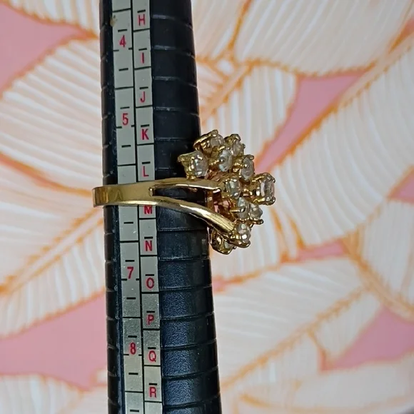 14K HGE Gold Cluster Diamond Simulant Ring - Size 6 Vintage - Picture 4 of 7